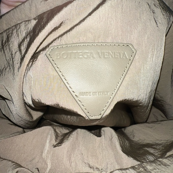 $3700 Bottega Veneta Basil 'Point' Leather Woven Basket Tote Handbag - Picture 14 of 14